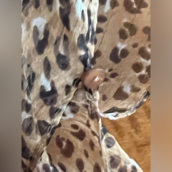 🐆⛱️👙V-Neck Sheer Maxi Leopard Print Swimsuit Cover Up / Poncho / Beach & Pool - Picture 7 of 17